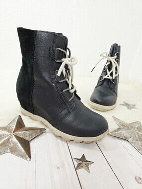 Sorel Kids Girl's Joan of Arctic Wedge II lace-up boots black stone youth size 3